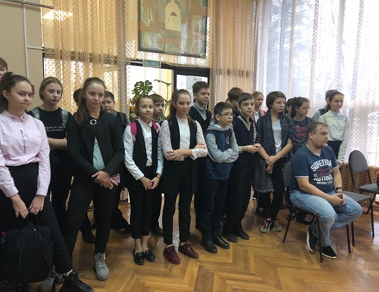  Сегодня в рамках "Деловой программы" IV регионального чемпионата «Молодые профессионалы» (WorldSkills Russia) колледж посетили обучающиеся 7-9 классов 