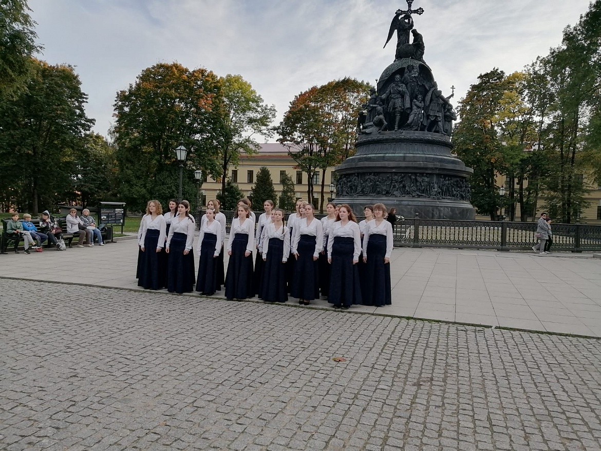 Участие во Всероссийской хоровой акции «Одна страна, одна семья, одна Россия»