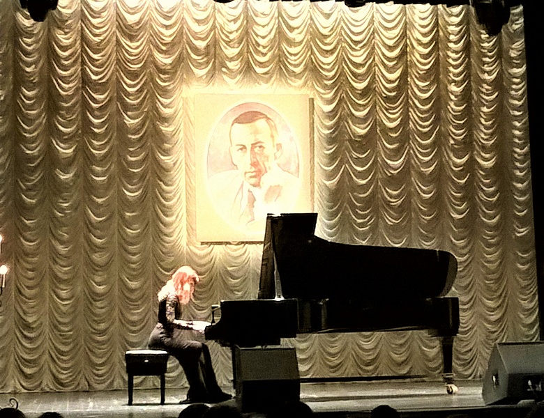 В зале областной филармонии состоялся отчётный концерт студентов специальности "Фортепиано"