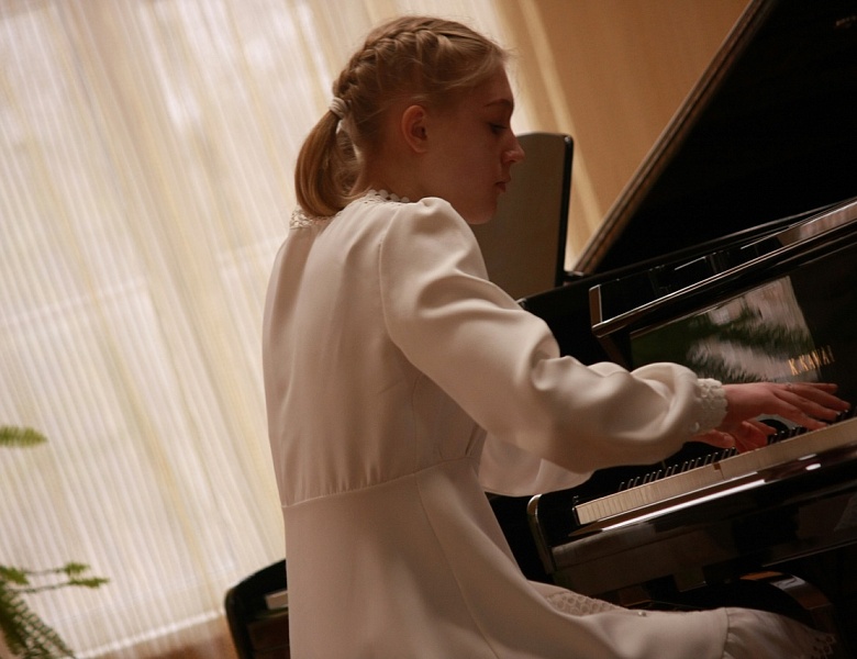 26 марта - Региональный конкурс юных пианистов, посвящённый 150-летию С.В. Рахманинова