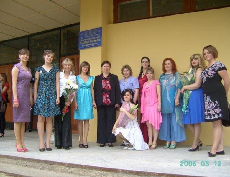 К 80-летию Валентины Ивановны Поповой, бывшего преподавателя, ветерана колледжа, заслуженного работника культуры РФ